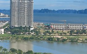 By's House- Căn hộ View biển Hạ Long